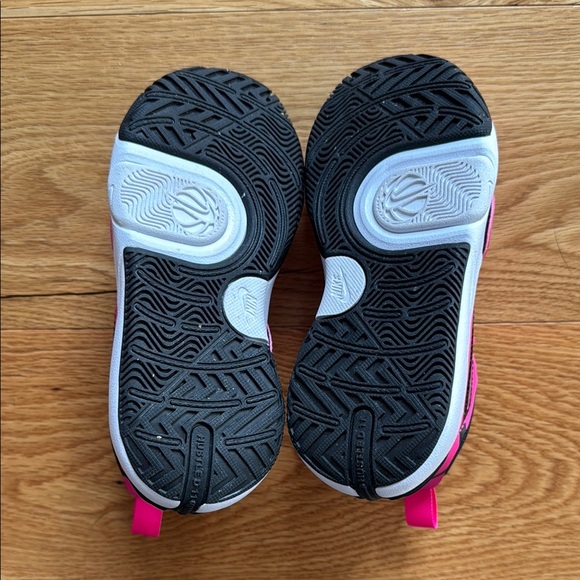 Nike Pink Sneakers, size 11 - Picture 4 of 4